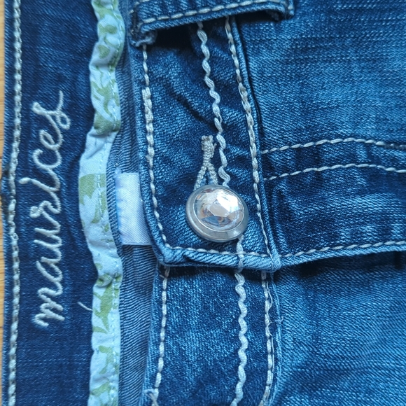Maurices "Straight" Capri Jeans - Picture 5 of 11